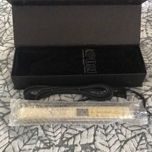 NEW💜 kipozi flat iron